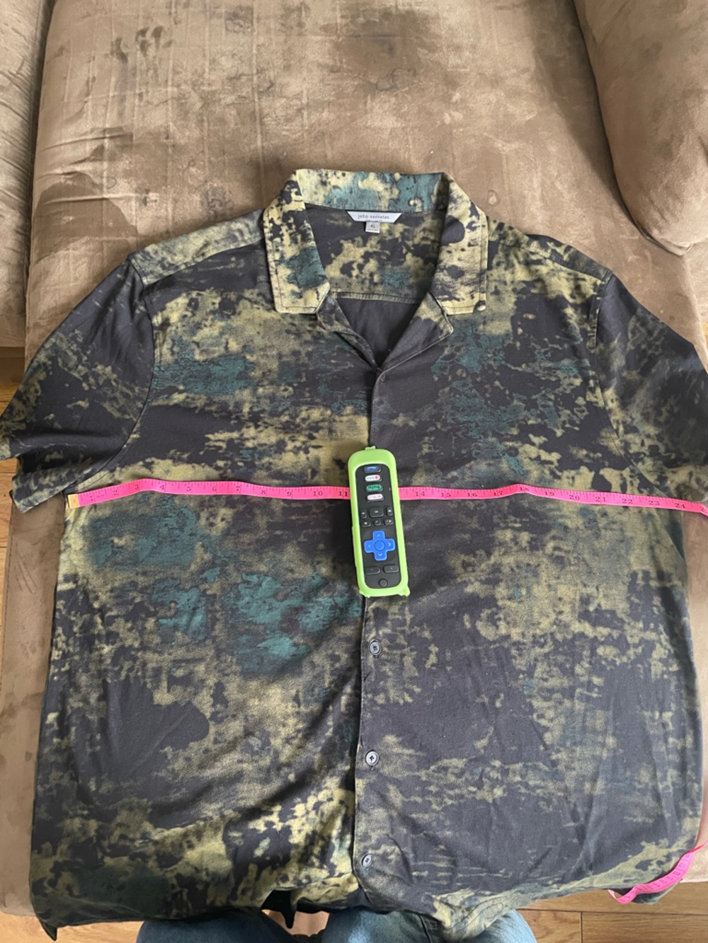 Men's Short Sleeve Button Shirt in Black and Olive 100% Organic Cotton - Picture 6 of 6